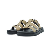 Chinelo Tamaris