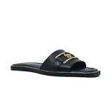 Chinelo Tamaris
