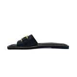 Chinelo Tamaris