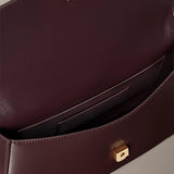 Bolsa de ombro com corrente e detalhes em monograma Calvin Klein