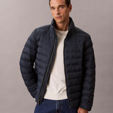 Blusão puffer leve de nylon