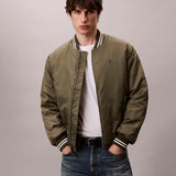 Blusão bomber com detalhes em nylon